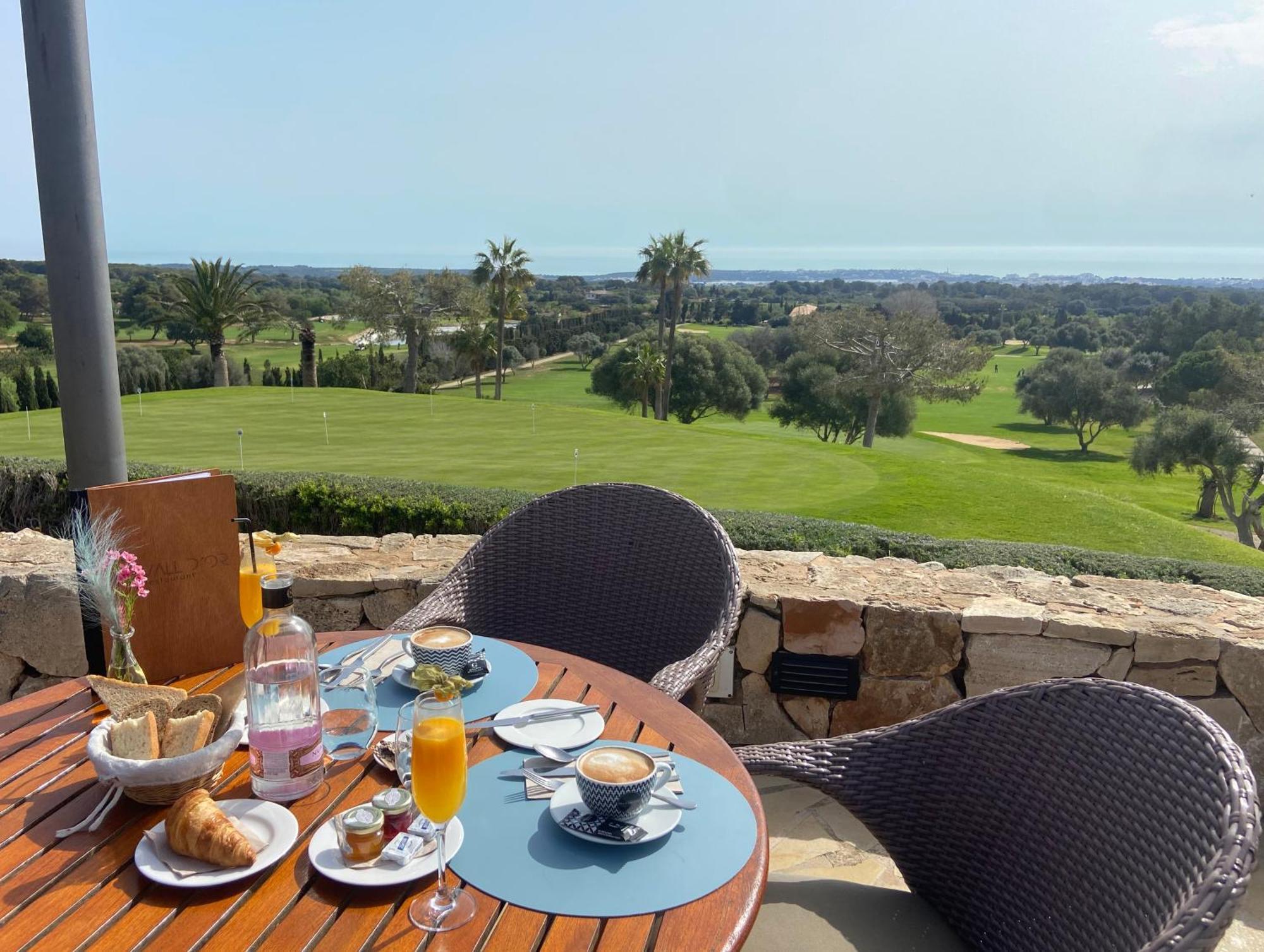 Sa Nau - Adults Only Over 16 Farm stay *