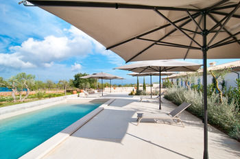 Sa Nau - Adults Only Over 16 Farm stay *